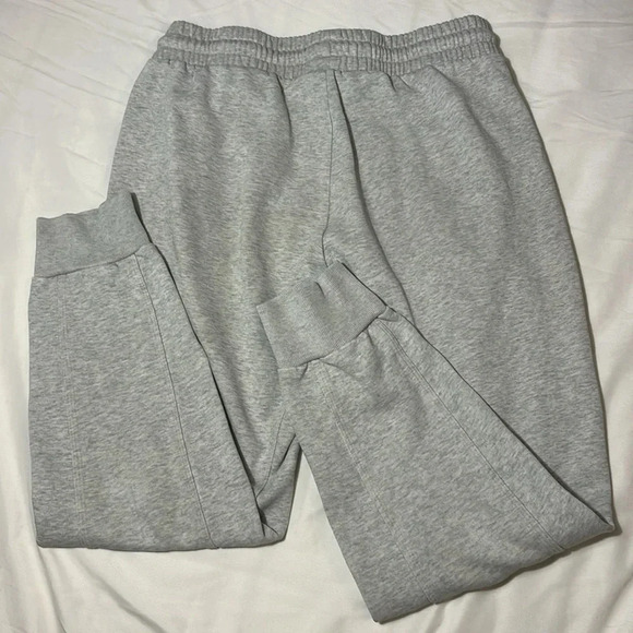 Adidas Women’s Gray Sweatpants Joggers Small - Picture 7 of 7